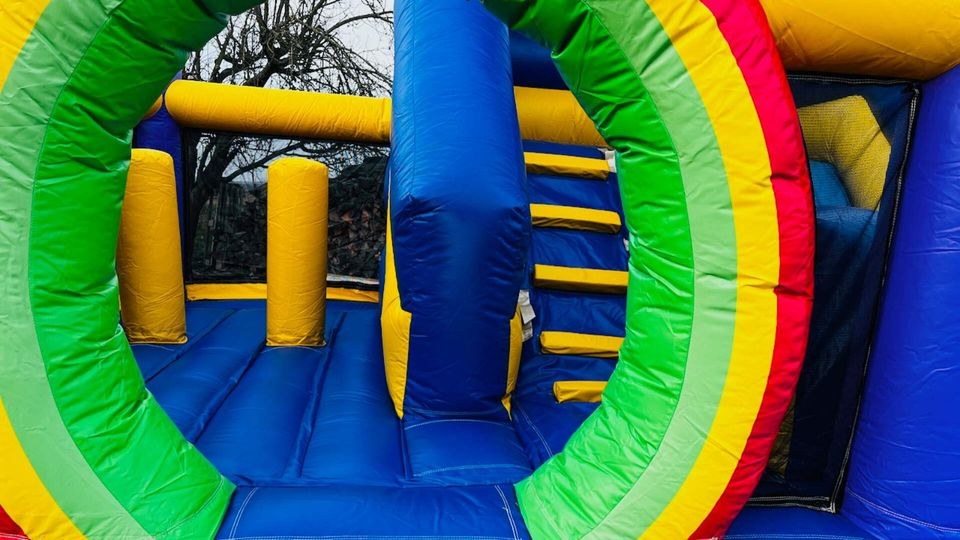 Hüpfburg Little Rainbow Rutsche mieten in Crostwitz – 3