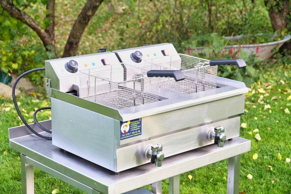 Profi Fritteuse Doppelfritteuse Crepes Maker mieten in Crostwitz
