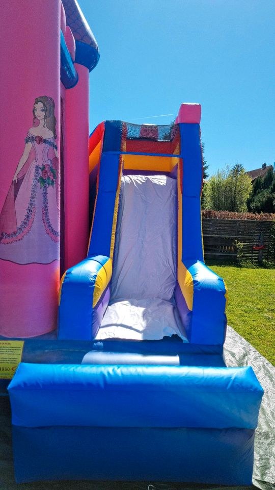 Kurzfristig buchbar Hüpfburg Pink Schloss mieten bei Klassen – 2