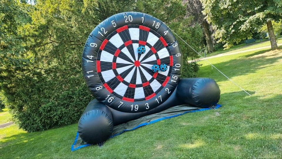 Kurzfristig buchbar Fußball Dart kein Hüpfburg mieten bei Klassen
