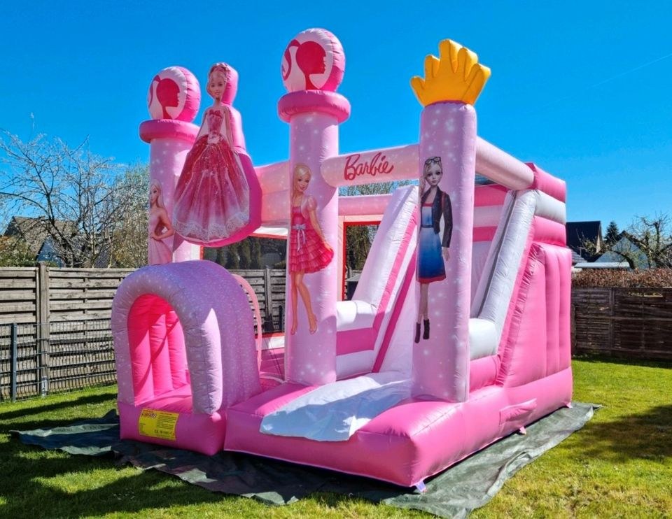 Kurzfristig buchbar Hüpfburg Prinzessin Schloss mieten bei Klassen