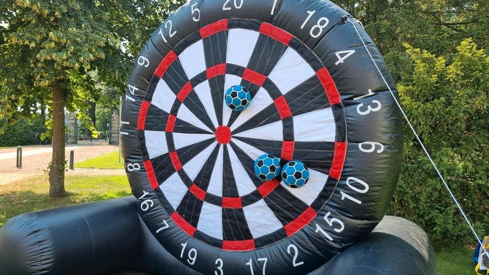 Kurzfristig buchbar Fußball Dart kein Hüpfburg mieten bei Klassen – 4