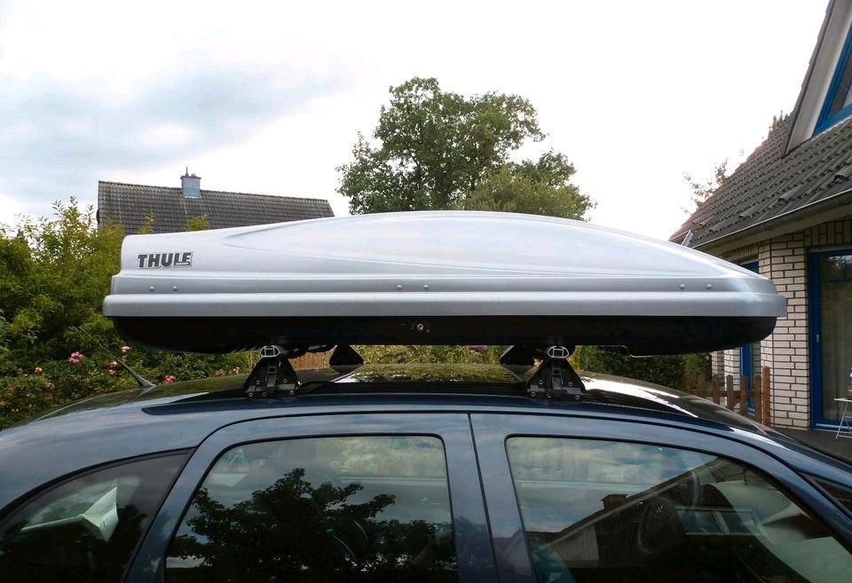 Dachbox Thule Universalträger mieten bei Kramer Events