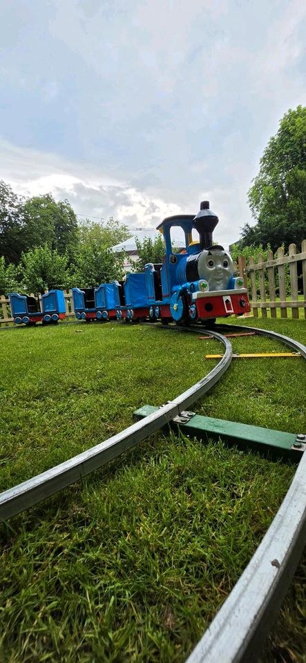 Kinderkarussell Kindereisenbahn mieten bei Kramer Events – 4
