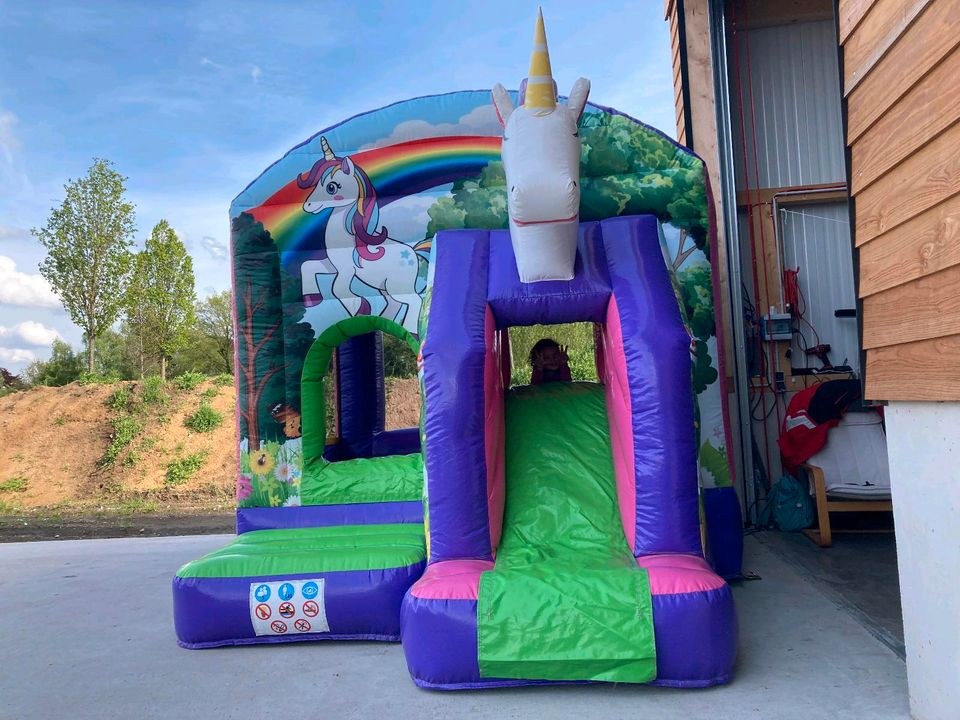 Hüpfburg kleines Einhorn mieten bei Kramer Events – 4