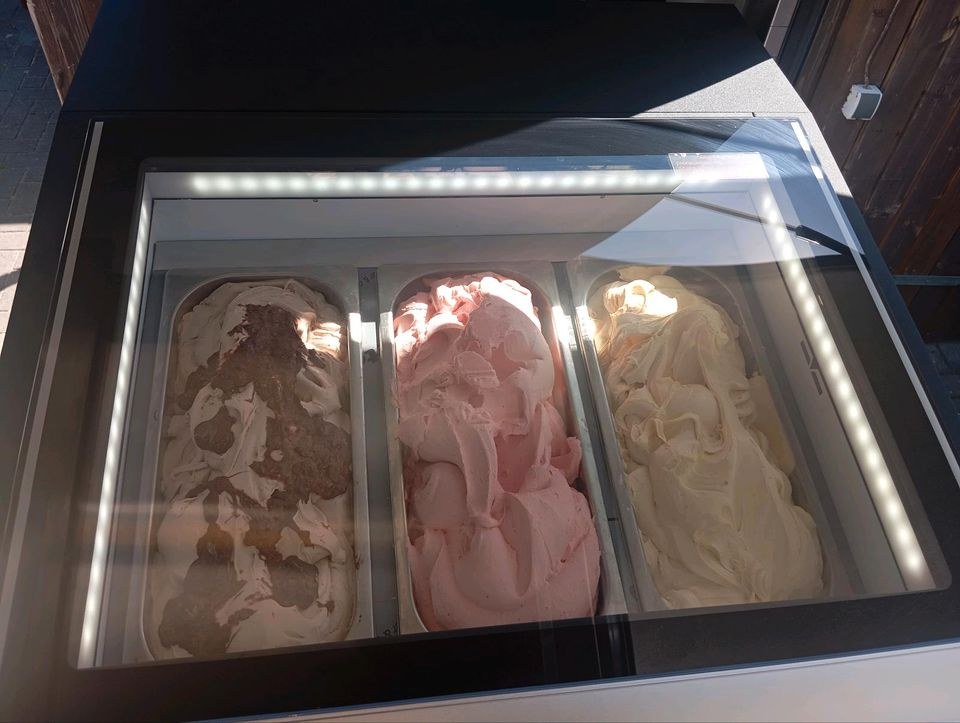 Mobiler Eiswagen Eiskutsche mieten bei Kramer Events – das Besondere – 4