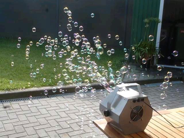 Seifenblasenmaschine mieten bei Kramer Events