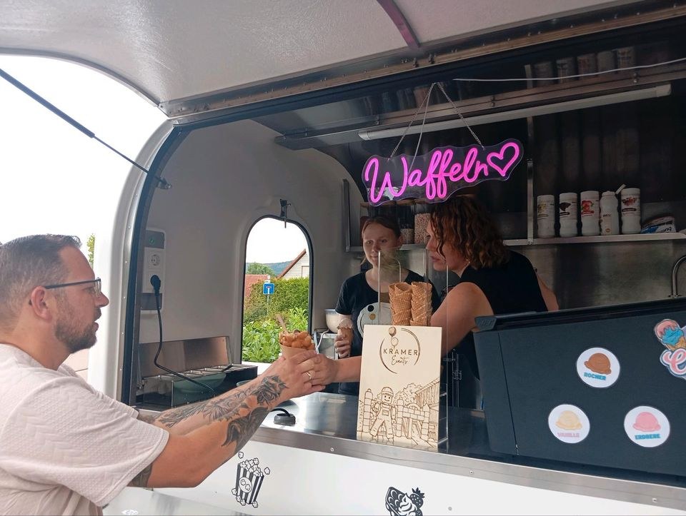 Eiswagen Softeiswagen buchen mieten bei Kramer Events – 3