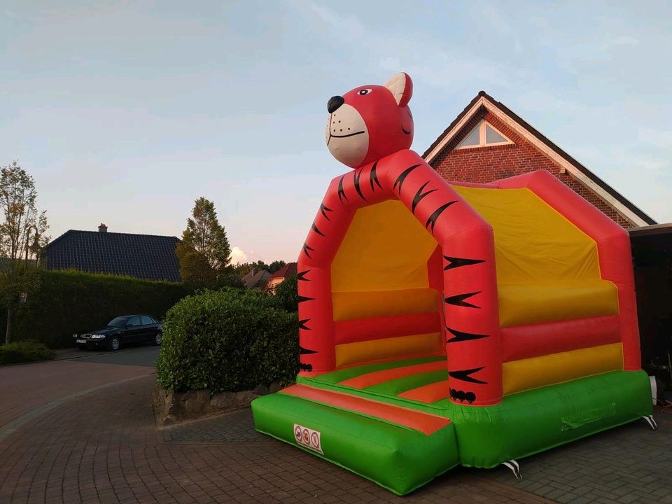 Hüpfburg Tiger mieten bei Kramer Events – Hüpfspaß für jede Feier – 4