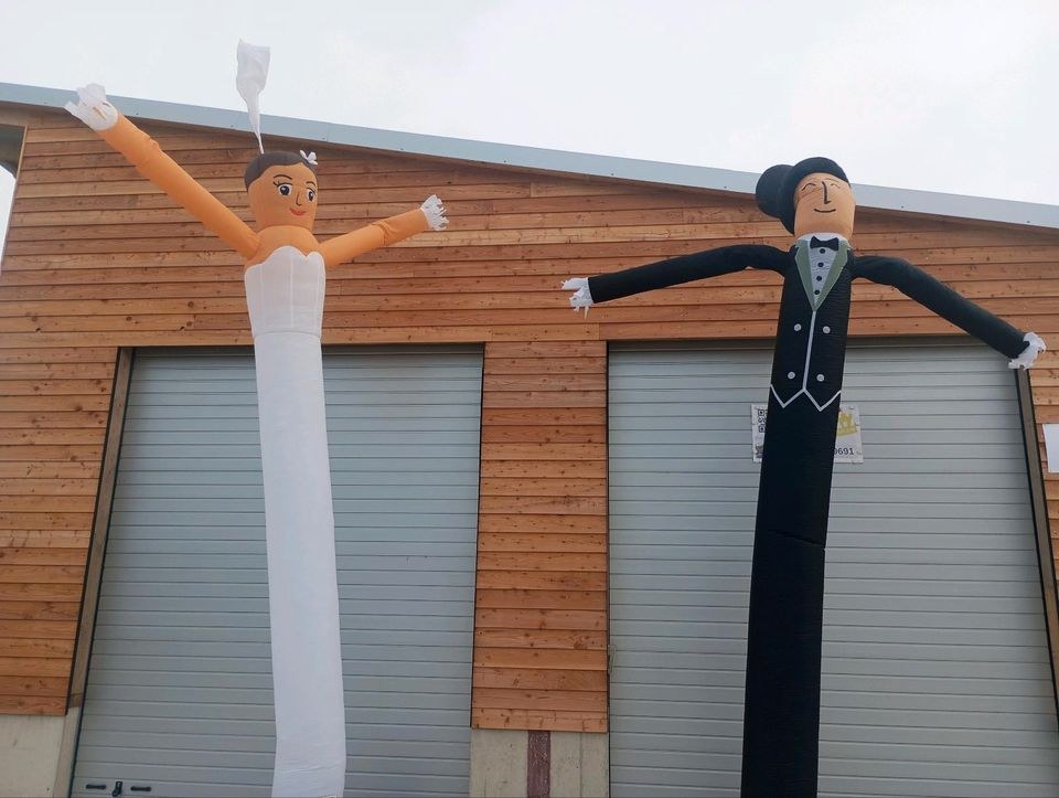 Hochzeitsskydancer 6 Meter hoch mieten bei Kramer Events