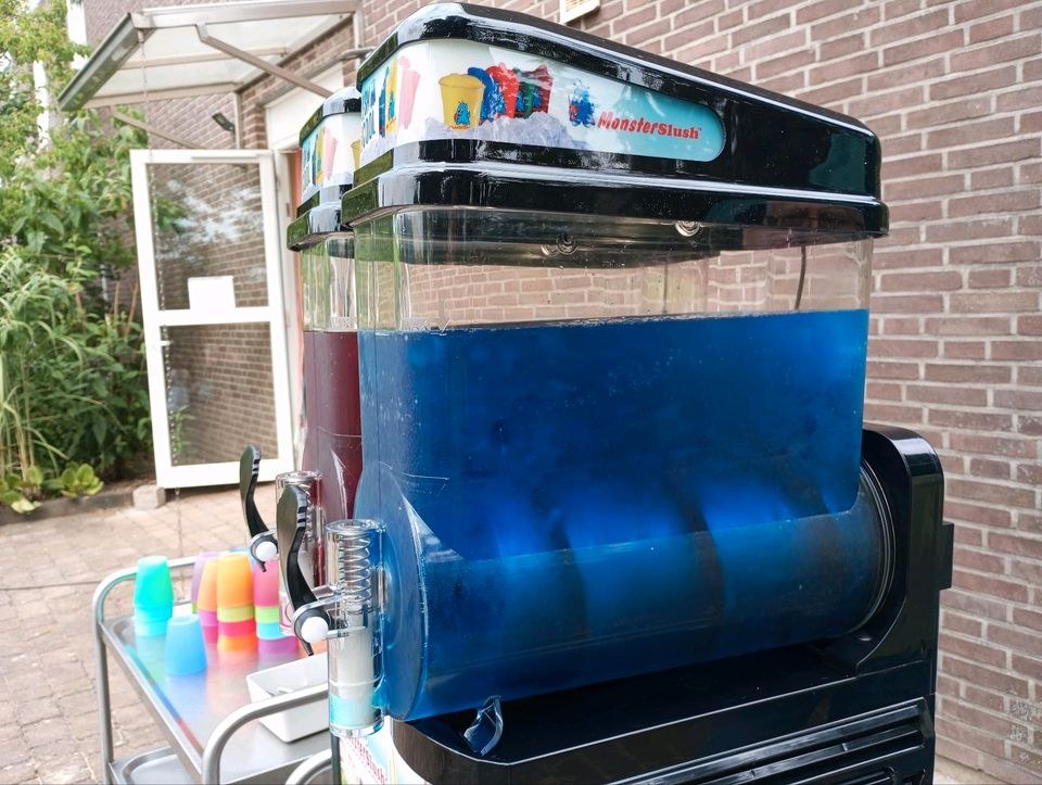 Slush Eis leckeres mieten bei Kramer Events – eiskalt für Ihr Fest – 2