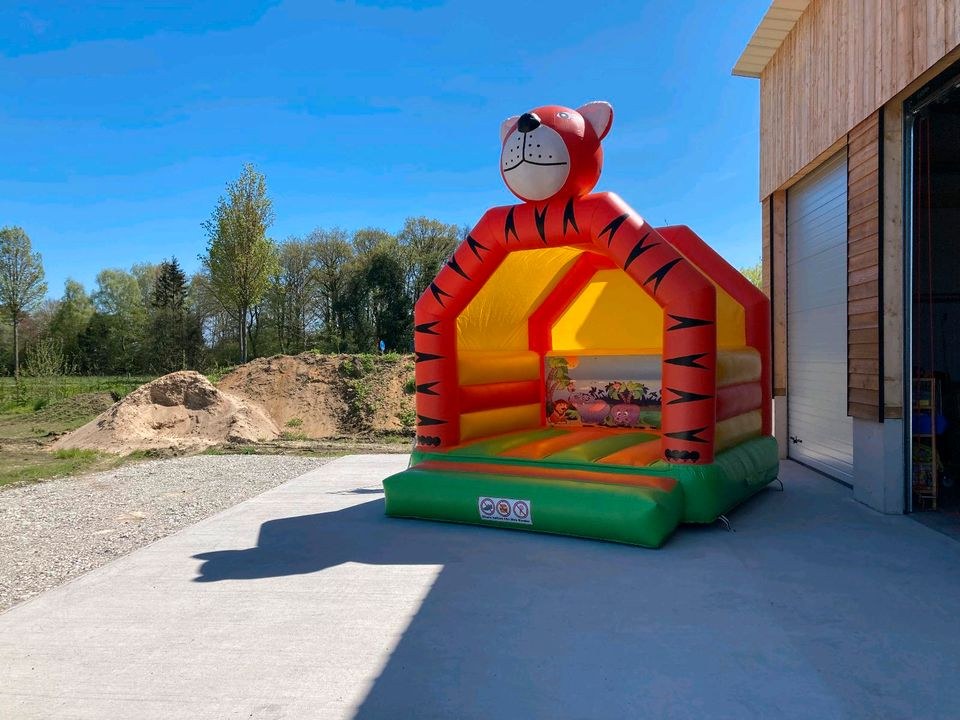Hüpfburg Tiger mieten bei Kramer Events – Hüpfspaß für jede Feier – 3
