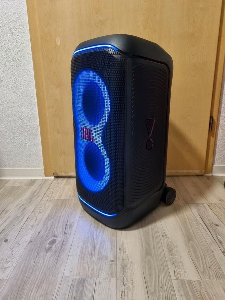 JBL Partybox Lautsprecher Disco DJ mieten in Suhl – Party-Sound