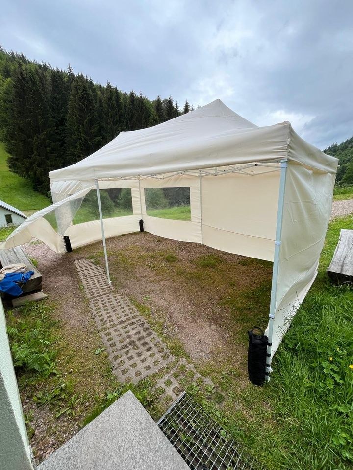 Faltpavillon Partyzelt 3x6m mieten in Suhl – in Minuten aufgebaut – 2