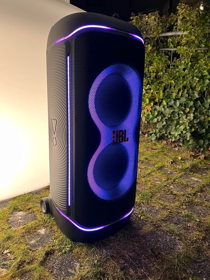 JBL Partybox 720 inkl Akkus mieten in Bühlertal – Party-Sound – 2