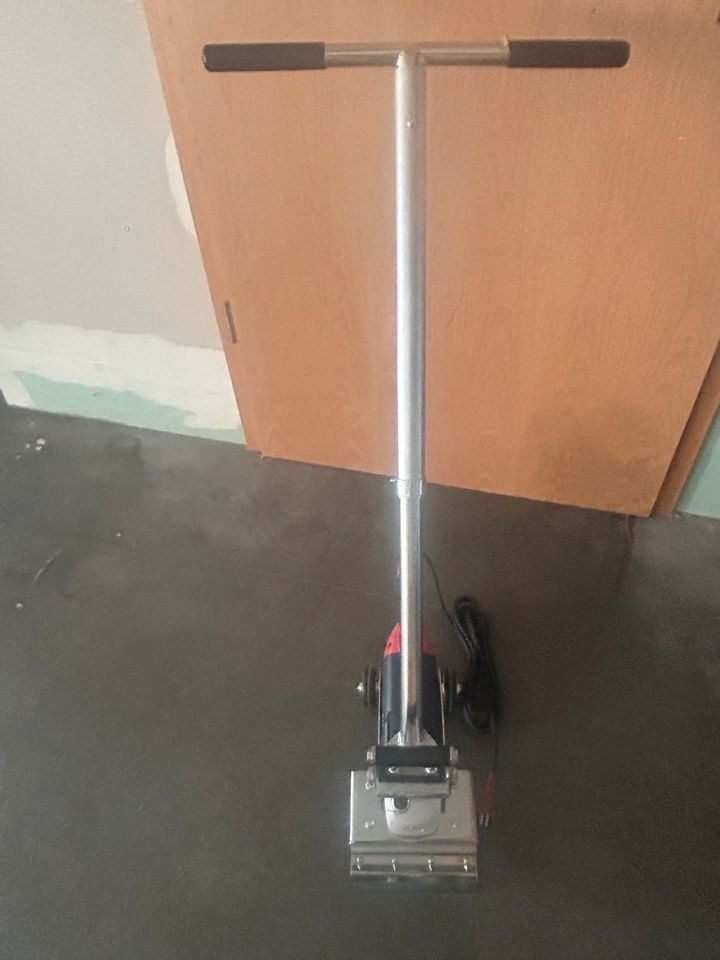 Teppichstripper mieten in Grumbach – für Parkett, Dielen & Estrich – 2