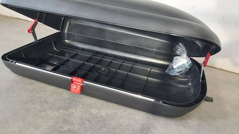 Auto Dachboxen mieten bei André Lommatzsch – Zubehör statt Kauf