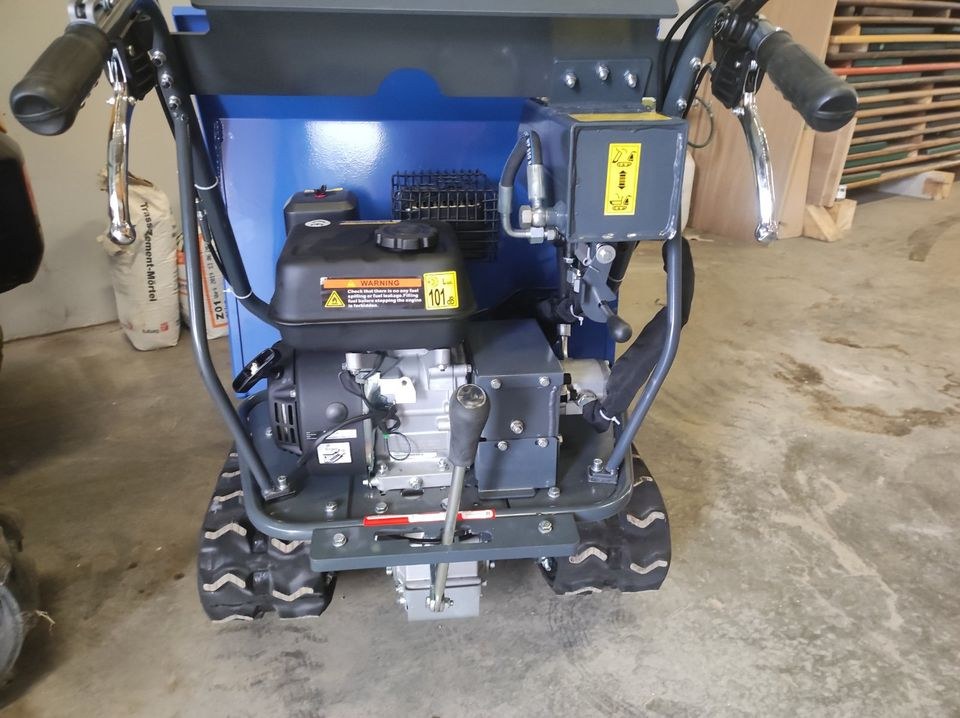 Kettendumper DP500 mieten bei André Lommatzsch – für Aushub & Schutt