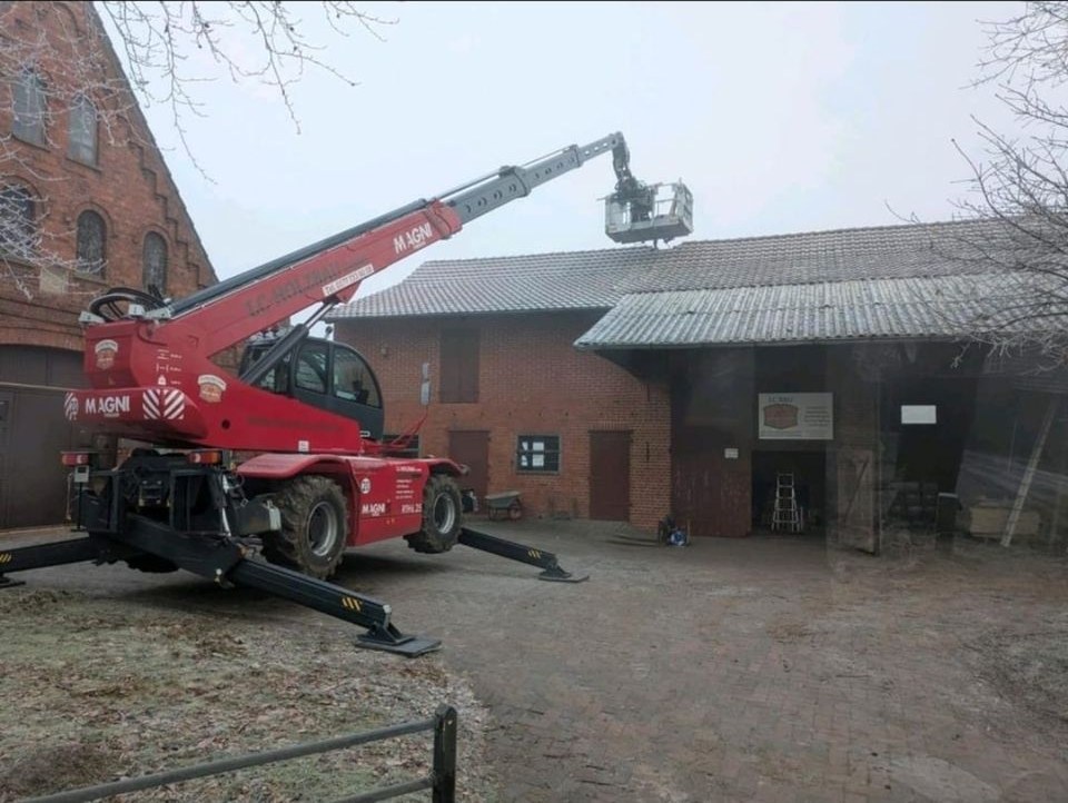 Kran Dachdeckerkran Teleskoplader Roto 6 Tonnen mieten in Blender – 4