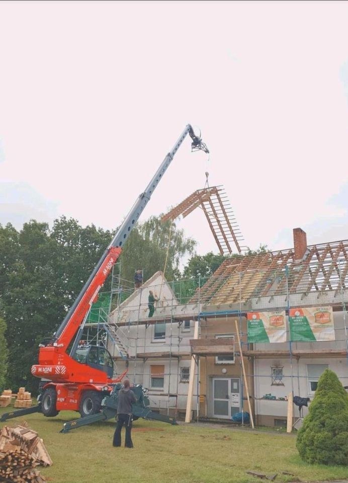 Kran Dachdeckerkran Teleskoplader Roto 6 Tonnen mieten in Blender – 2