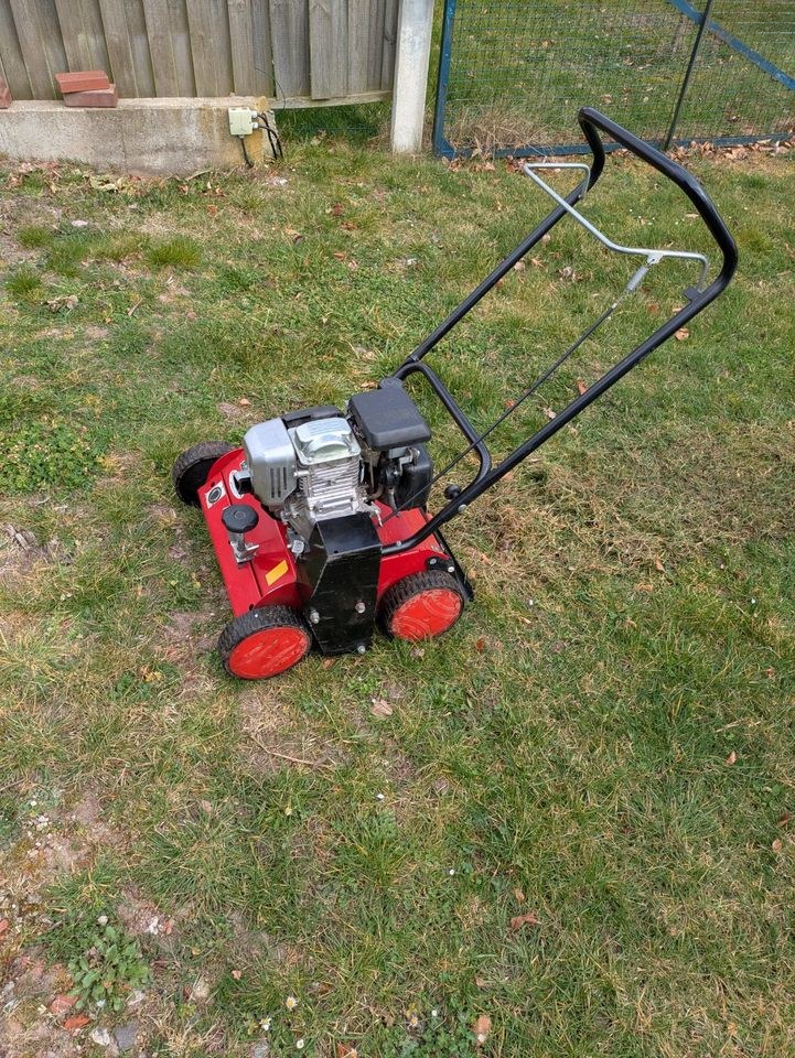 Vertikutierer Honda Benzin mieten in Blender – für Garten & Grundstück