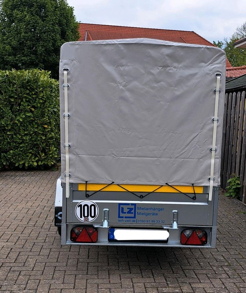Anhänger 750 kg Plane Ladefläche 265x126 mieten bei Leih-Zeit – 2