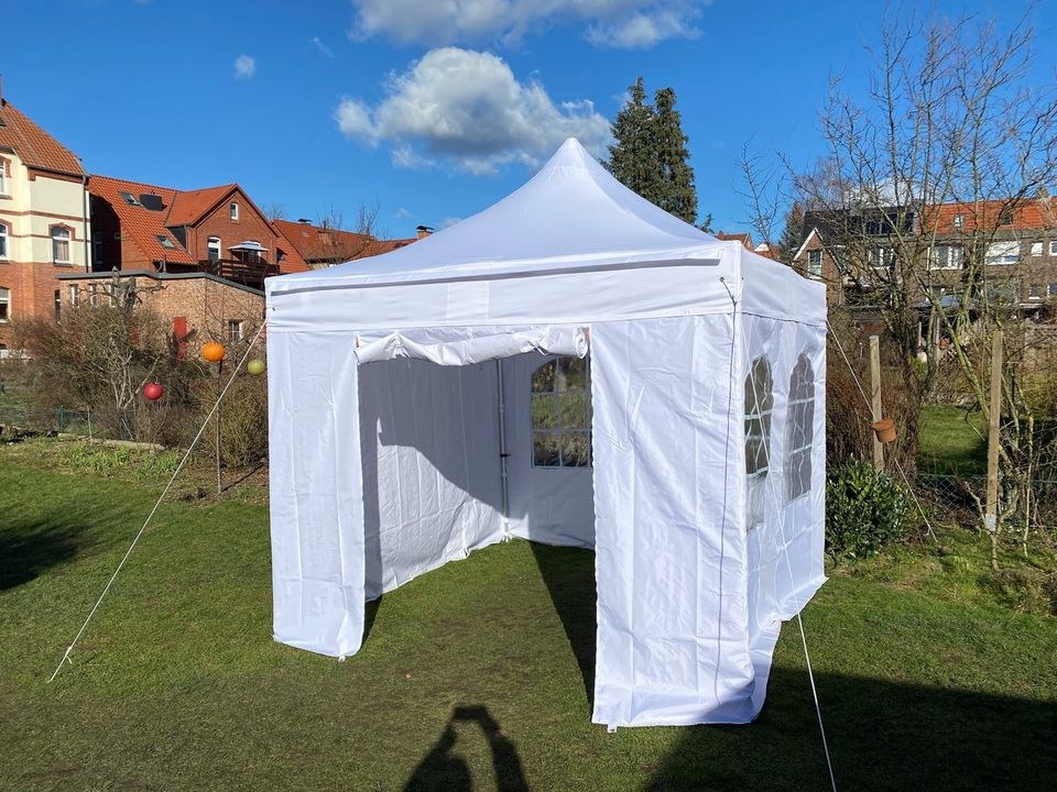 Pavillon Festzelt Faltpavillon 3x3 Meter mieten in Laatzen