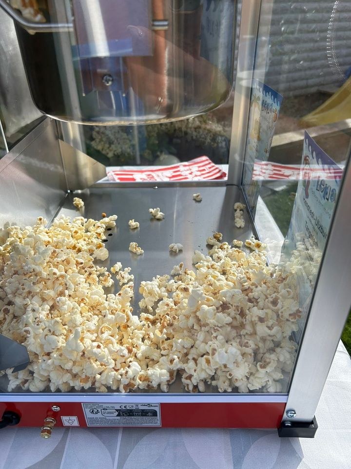 Professionelle Popcorn Zuckerwatte Maschine mieten bei LeMaB – 3