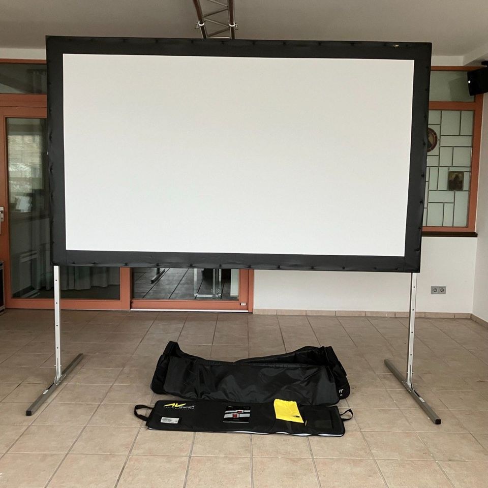AV Stumpfl Leinwand 238cm x 143cm mieten in Kissing