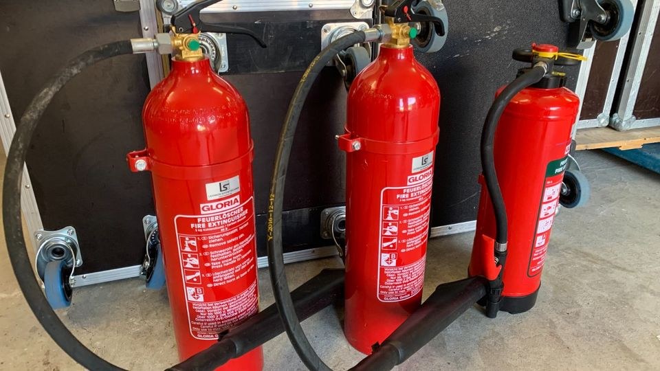 Feuerlöscher ABC Pulver CO2 Schaum mieten in Kissing – das Besondere – 4