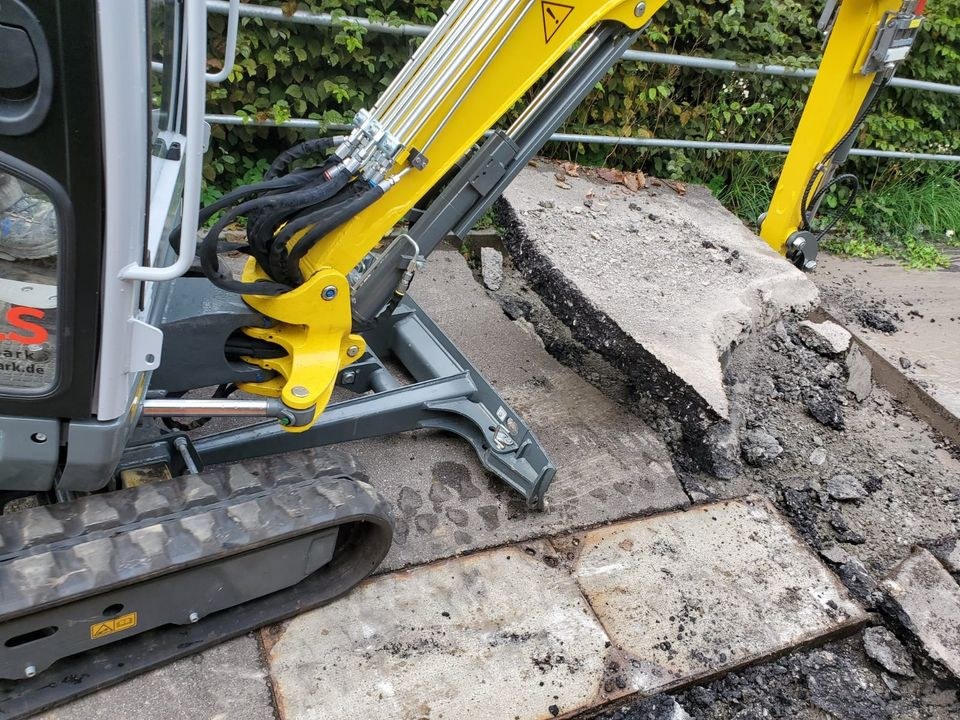 Raupenbagger ET18 1,8 t inkl Löffelpaket mieten bei LLS Mietpark – 3