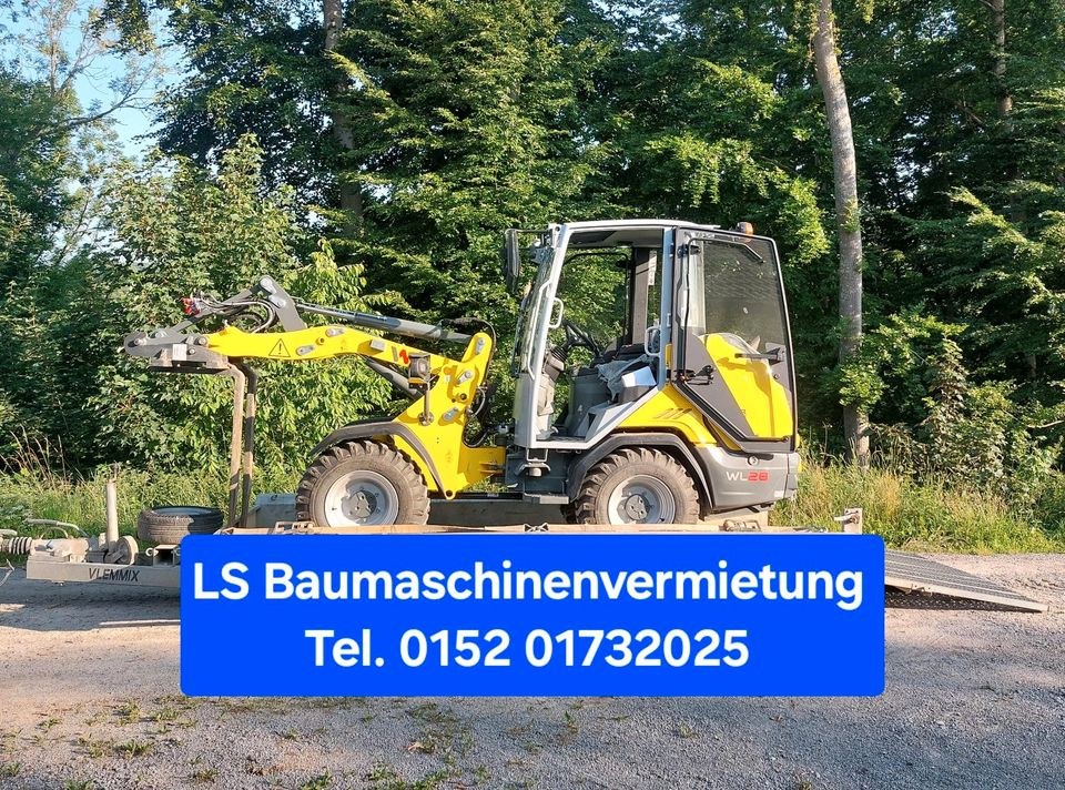 Radlader 2,8t inkl Schaufel Palettengabel mieten in Krautheim