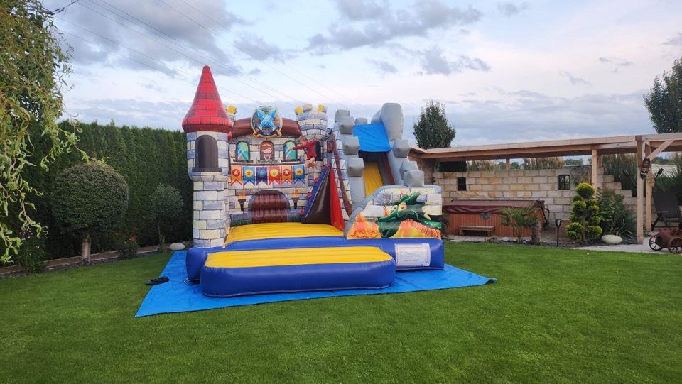Ritterburg Hüpfburg mieten in Dillingen (Donau)