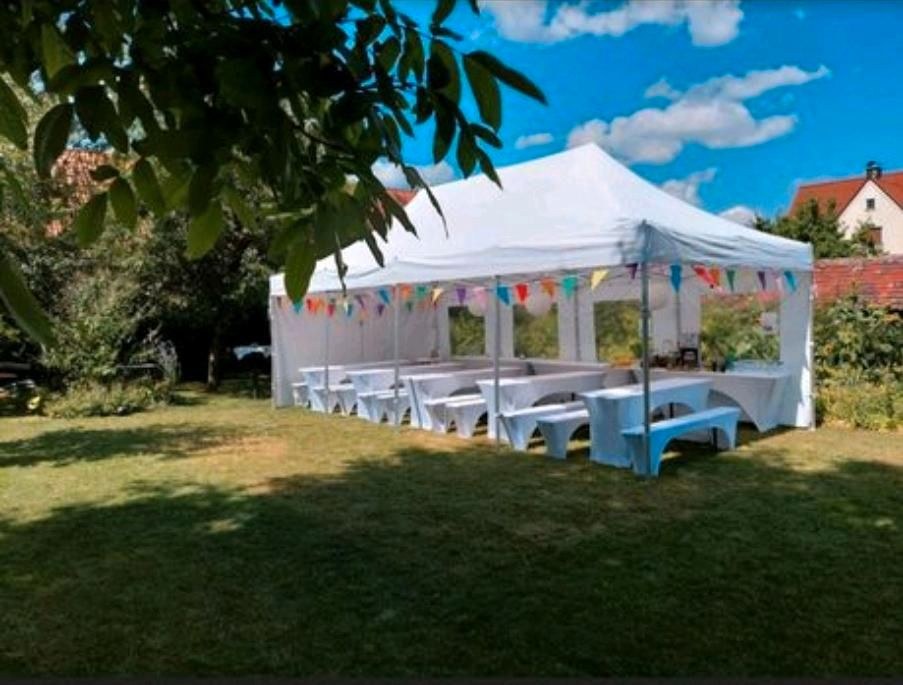 Bierzeltgarnitur Biertischgarnitur Hussen mieten in Dillingen (Donau)