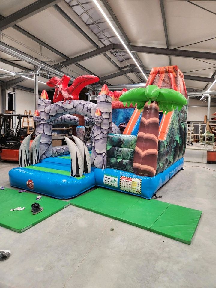 Dinosaurier Hüpfburg mieten in Dillingen (Donau) – 4