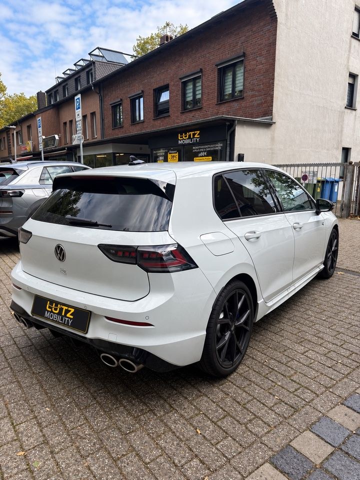 Auto Golf 8 R 333 Ps mieten bei Lutz Mobility – fair mieten