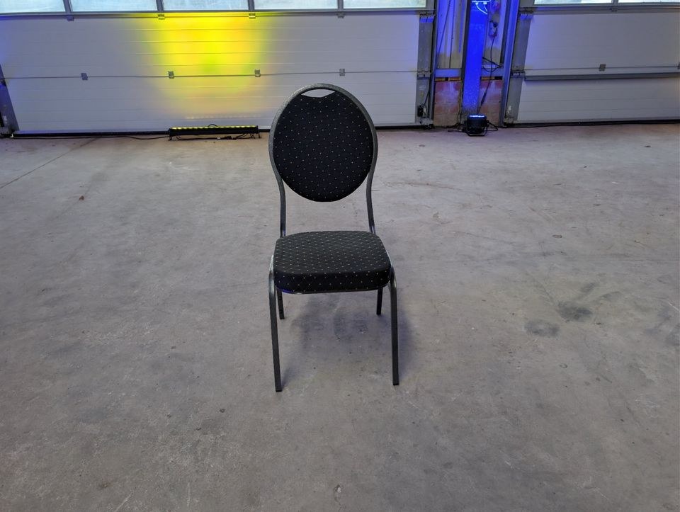 Bankettstühle Stühle mieten bei M&M Event – Sitzplätze für alle