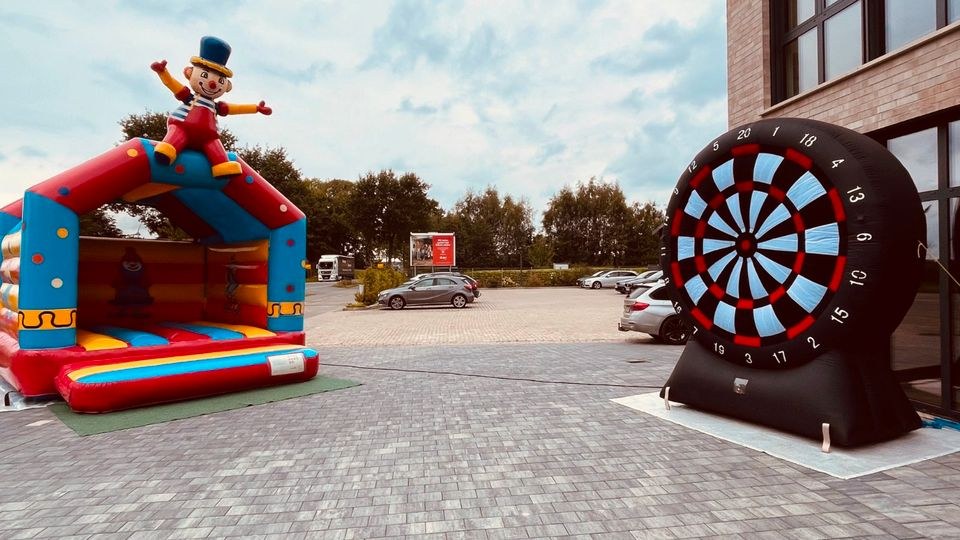Eventmodul Hüpfburg Dartscheibe mieten bei M&M Event – 2