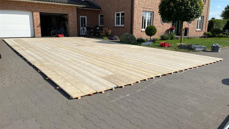 Zeltboden Tanzboden mieten bei M&M Event – Partyzelt für Ihre Feier