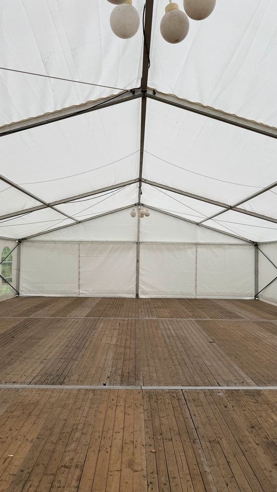 Zelt 10x10 10x30 Meter Boden mieten bei M&M Event – 3