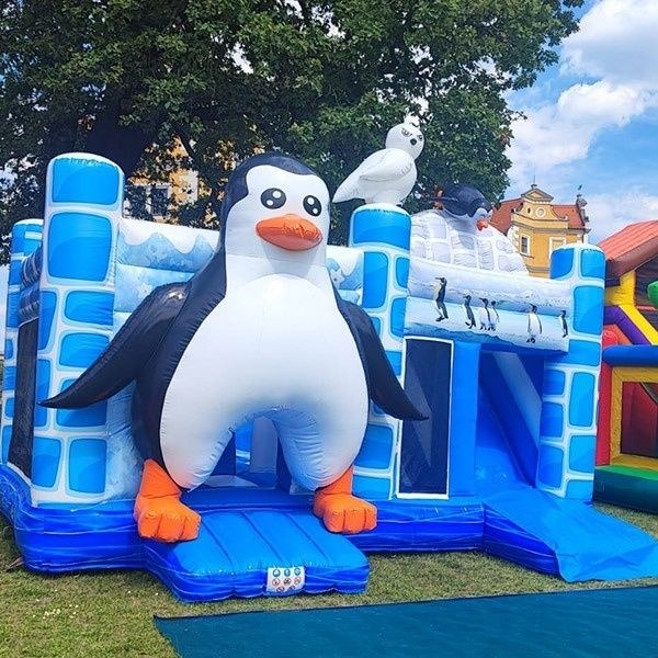 Hüpfburg Pinguin Multiplay mieten in Herzberg/Elster
