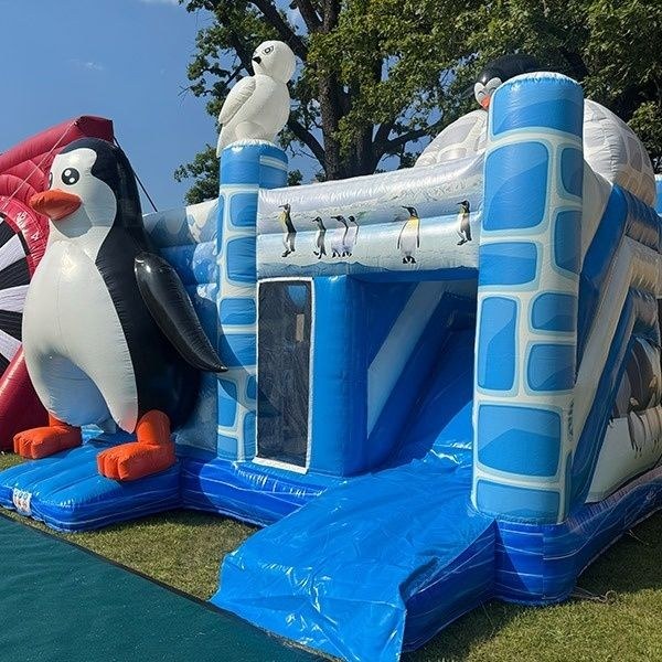 Hüpfburg Pinguin Multiplay mieten in Herzberg/Elster – 2