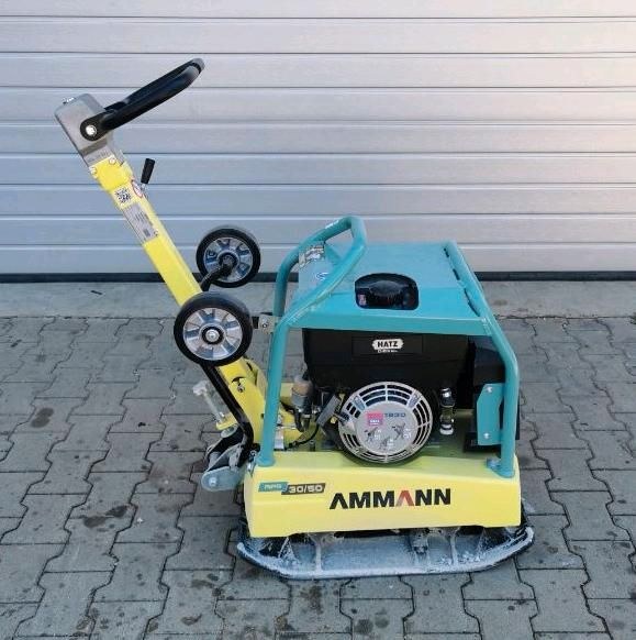 Rüttelplatte Stampfer 72kg 700kg Ammann Bomag mieten in Mehrstetten