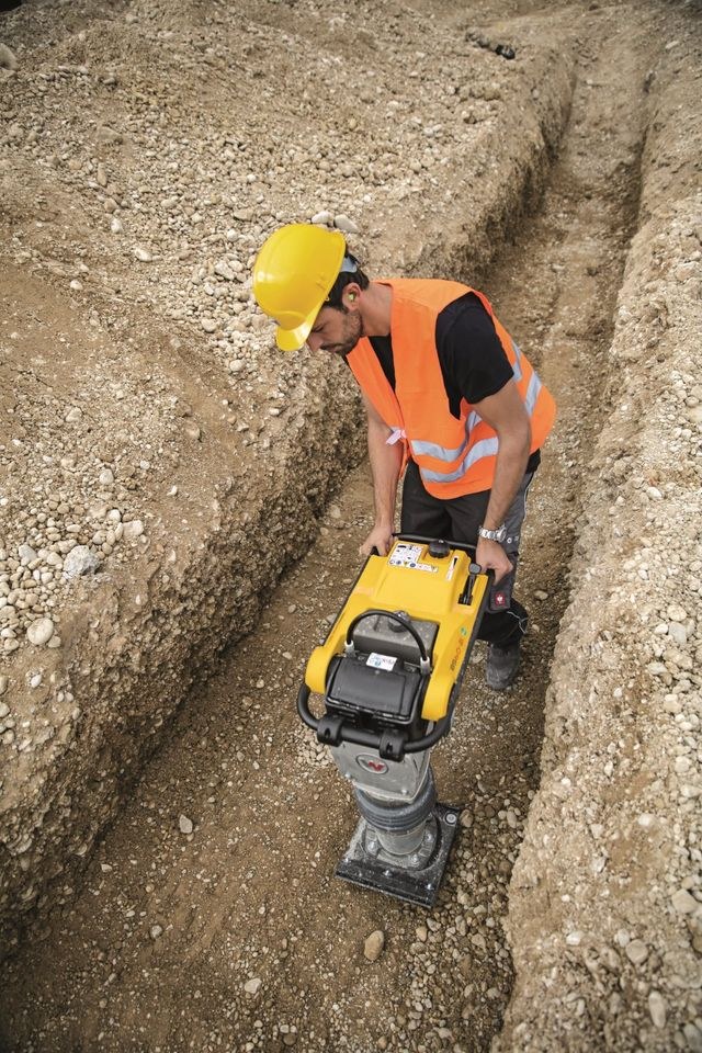 Rüttelstampfer Vibrationsstampfer Stampfer 66 kg mieten in Gevelsberg – 2