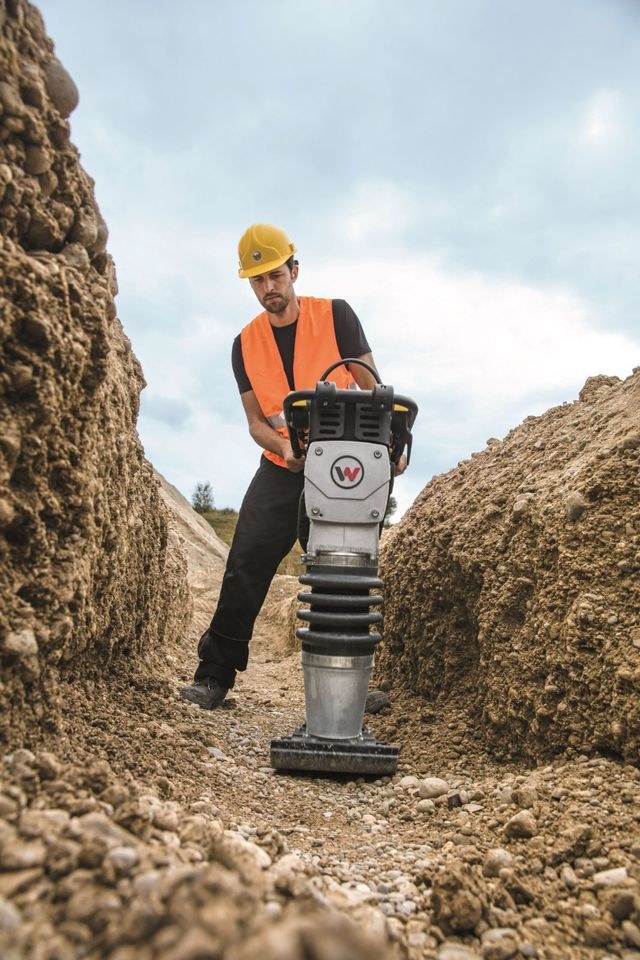 Rüttelstampfer Vibrationsstampfer Stampfer 66 kg mieten in Gevelsberg – 3