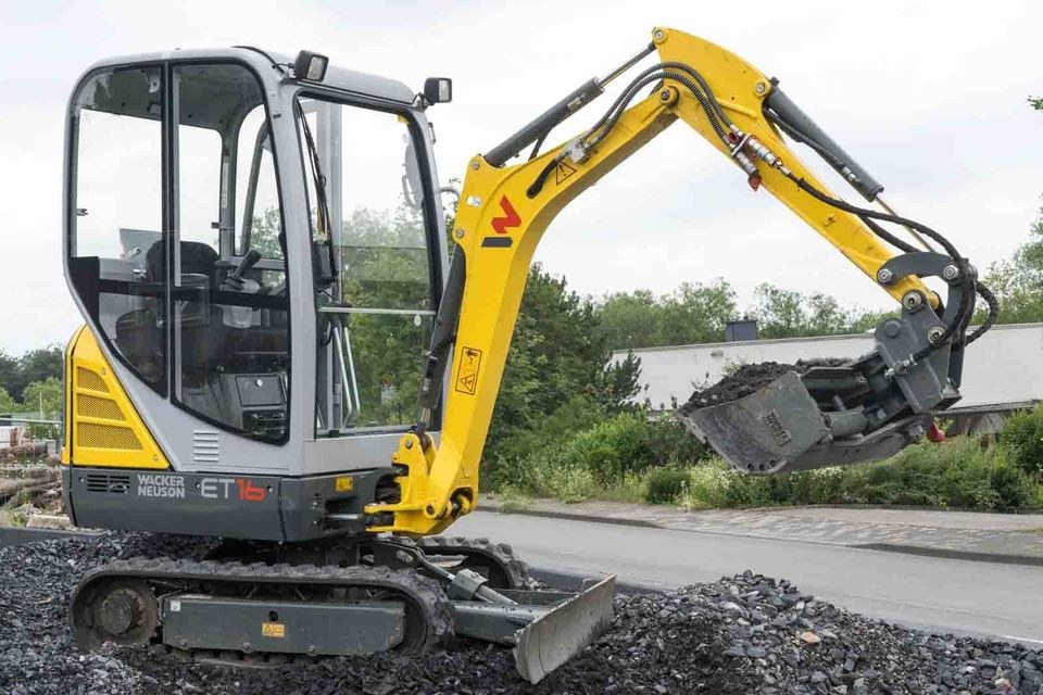 1,6 T Minibagger mieten in Gevelsberg – 4