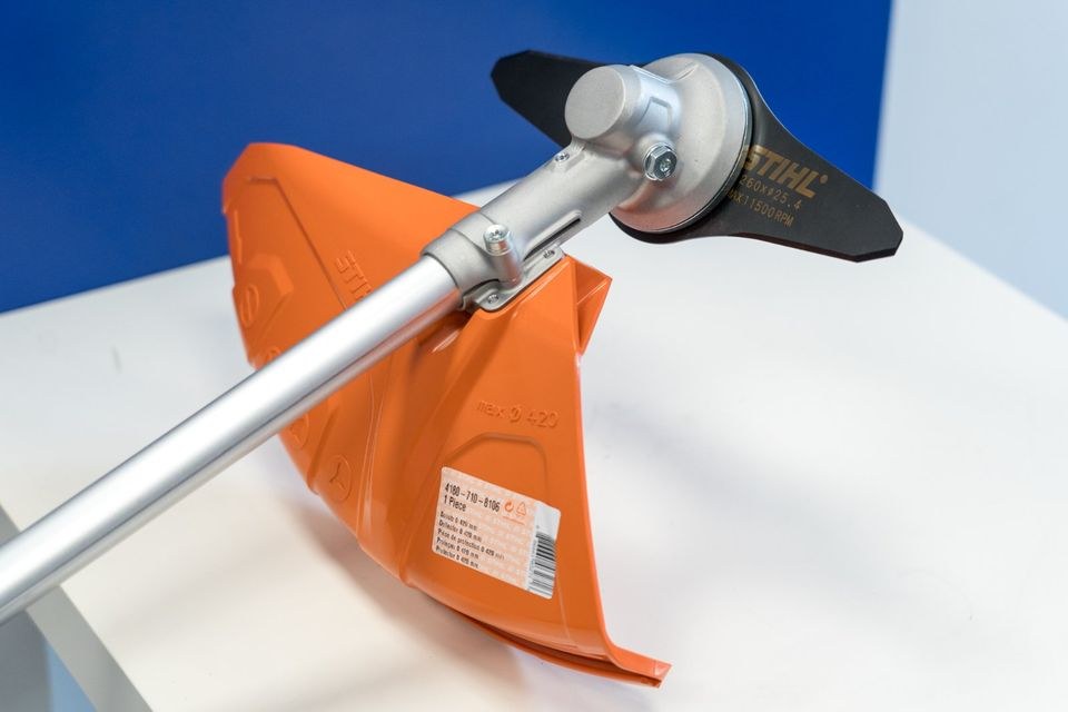 Stihl Akku Freischneider Motorsense Rasentrimmer mieten in Gevelsberg – 3