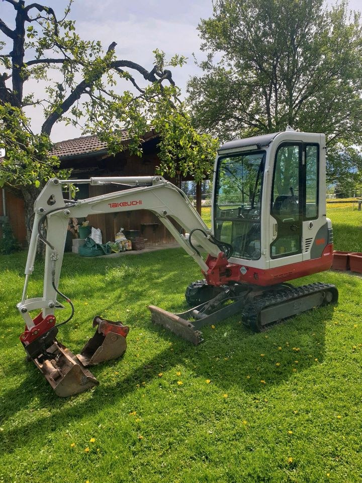 Minibagger 2T Takeuchi TB 219 mieten in Anger