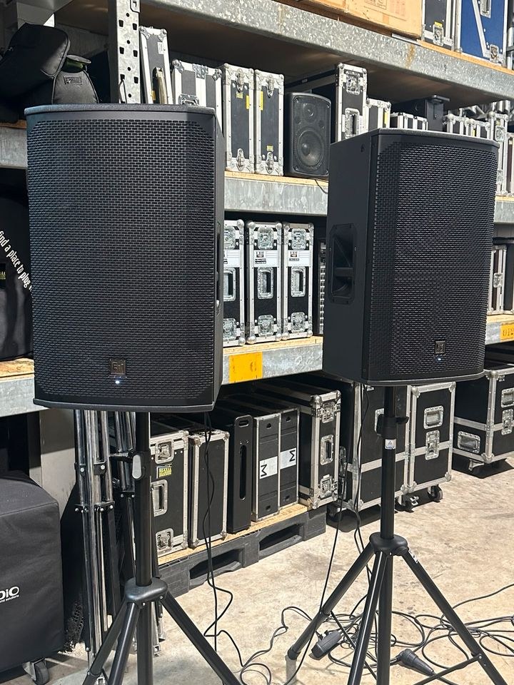 PA Lautsprecher Akku BT Boxen DJ Musikanlagen mieten in Herbolzheim – 4