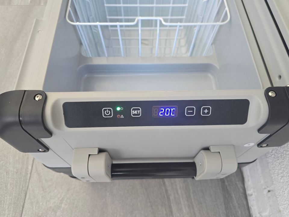 Dometic CFX Kühlbox mieten in Langwedel – Getränke kalt für alle – 3